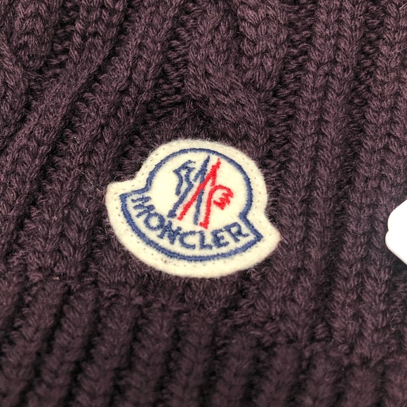 Moncler 100% Wool Knit Scarf Made in Italy - Picture 6 of 8